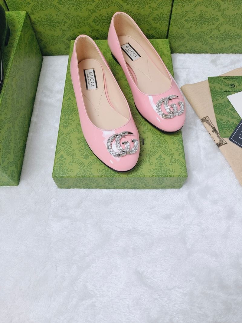 Gucci Flat Shoes